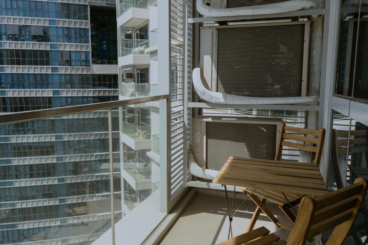 Uptown Parksuites Apartments Tower 2 Bgc By Ph Staycation Μανίλα Εξωτερικό φωτογραφία