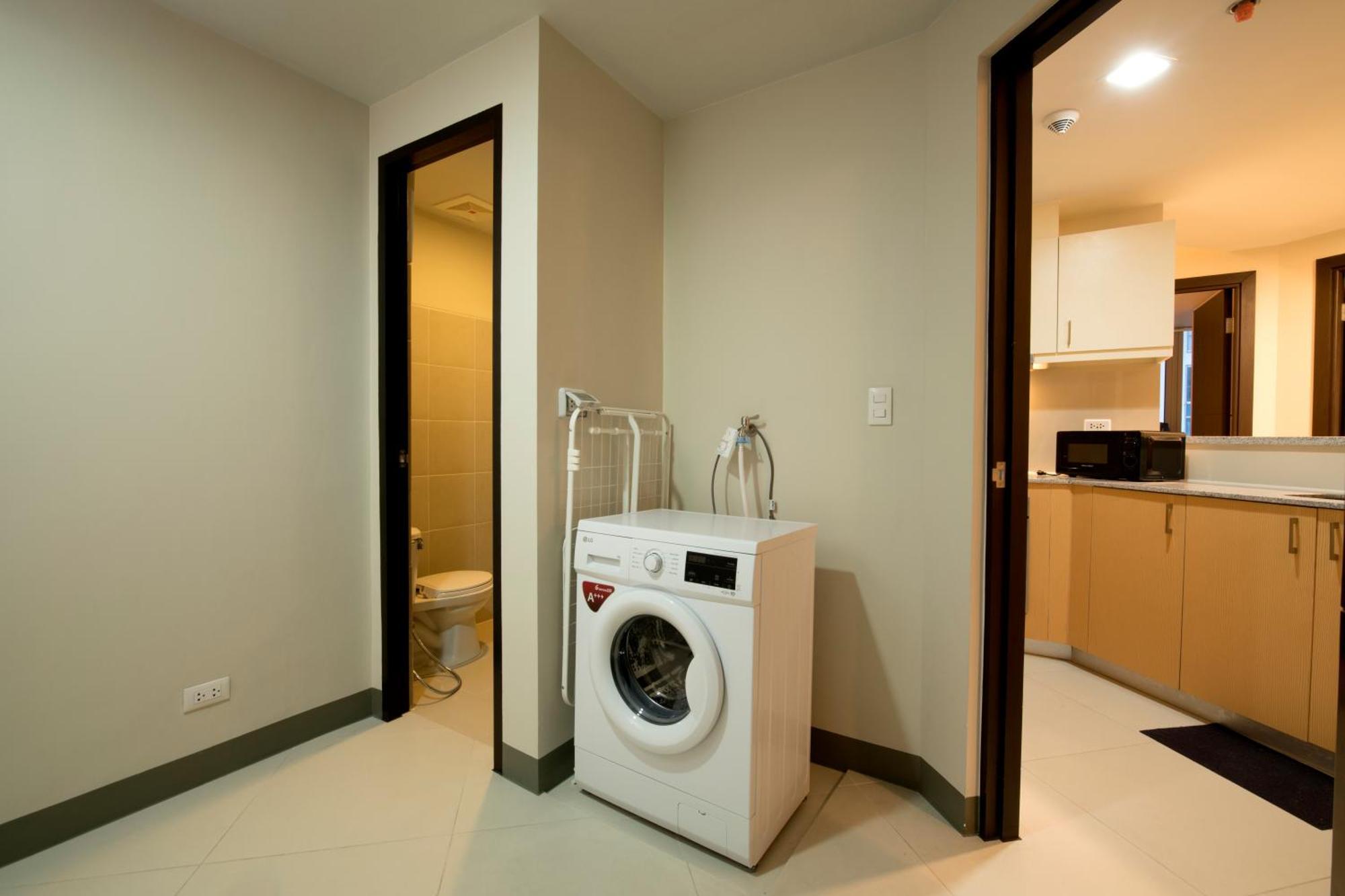 Uptown Parksuites Apartments Tower 2 Bgc By Ph Staycation Μανίλα Εξωτερικό φωτογραφία