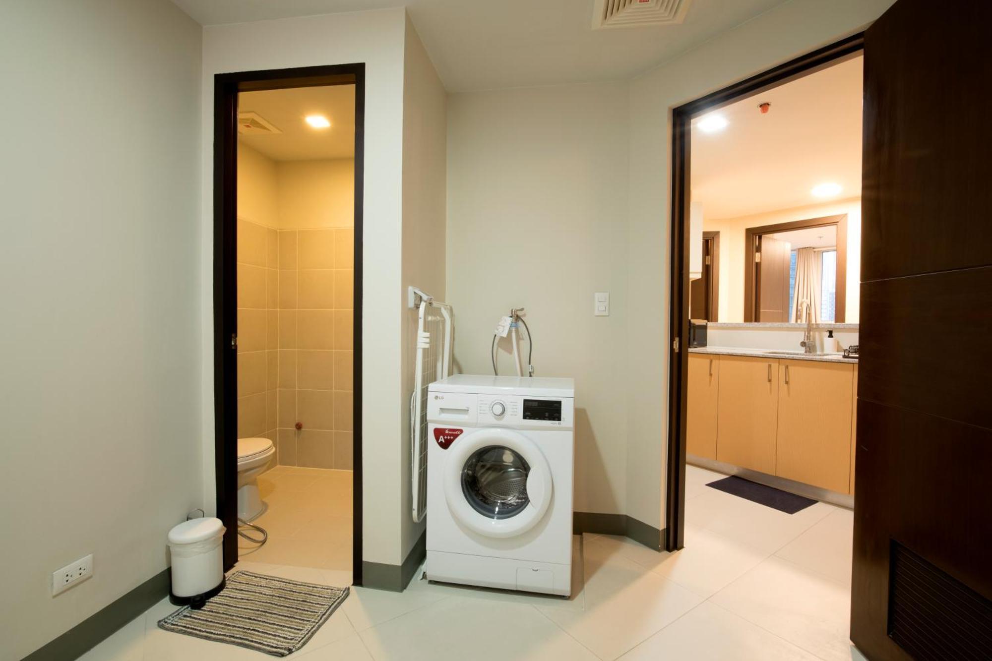 Uptown Parksuites Apartments Tower 2 Bgc By Ph Staycation Μανίλα Εξωτερικό φωτογραφία